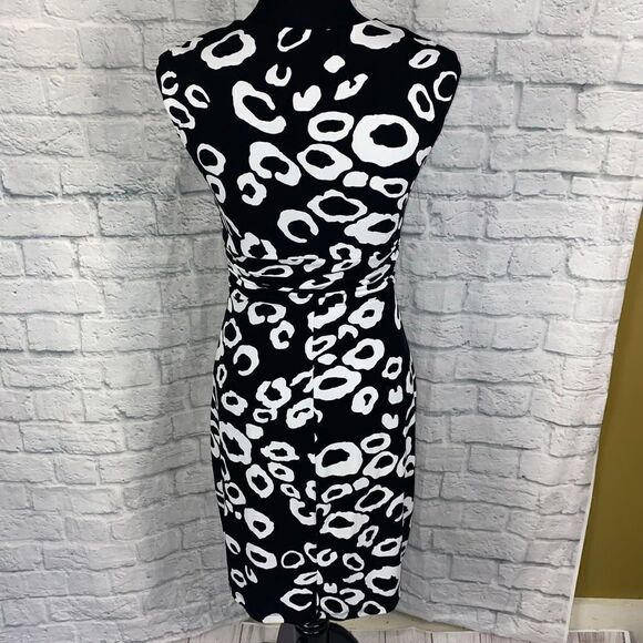 Valerie bertinelli fit & flare drape neck dress B&W woman sz 4 - Picture 10 of 10
